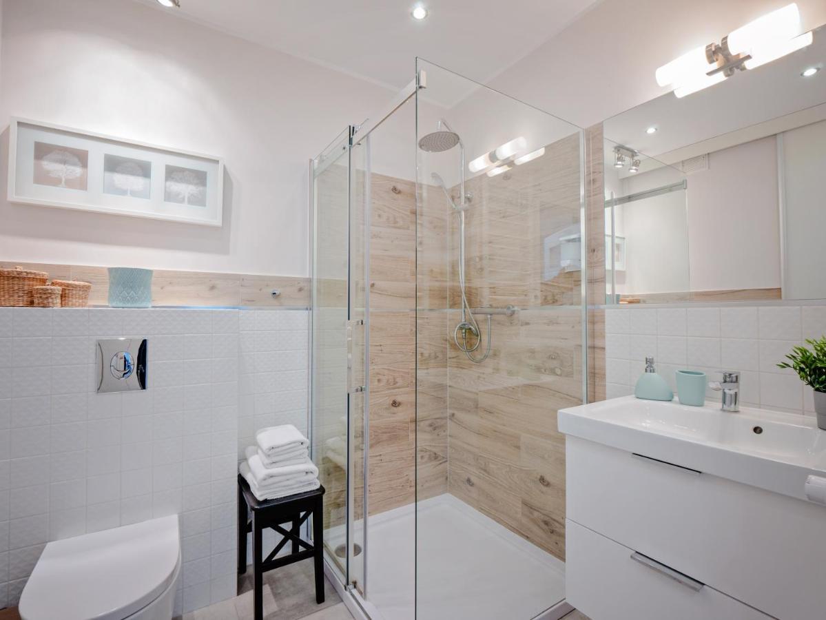 Apartamenty Homely Place Centrum - Stary Rynek - Parking Познан Екстериор снимка