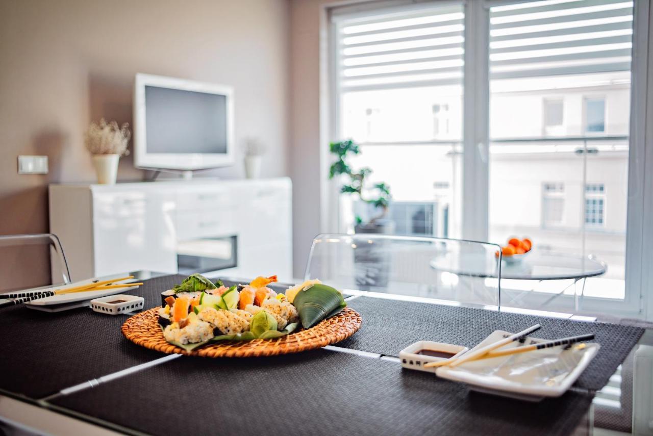 Apartamenty Homely Place Centrum - Stary Rynek - Parking Познан Екстериор снимка