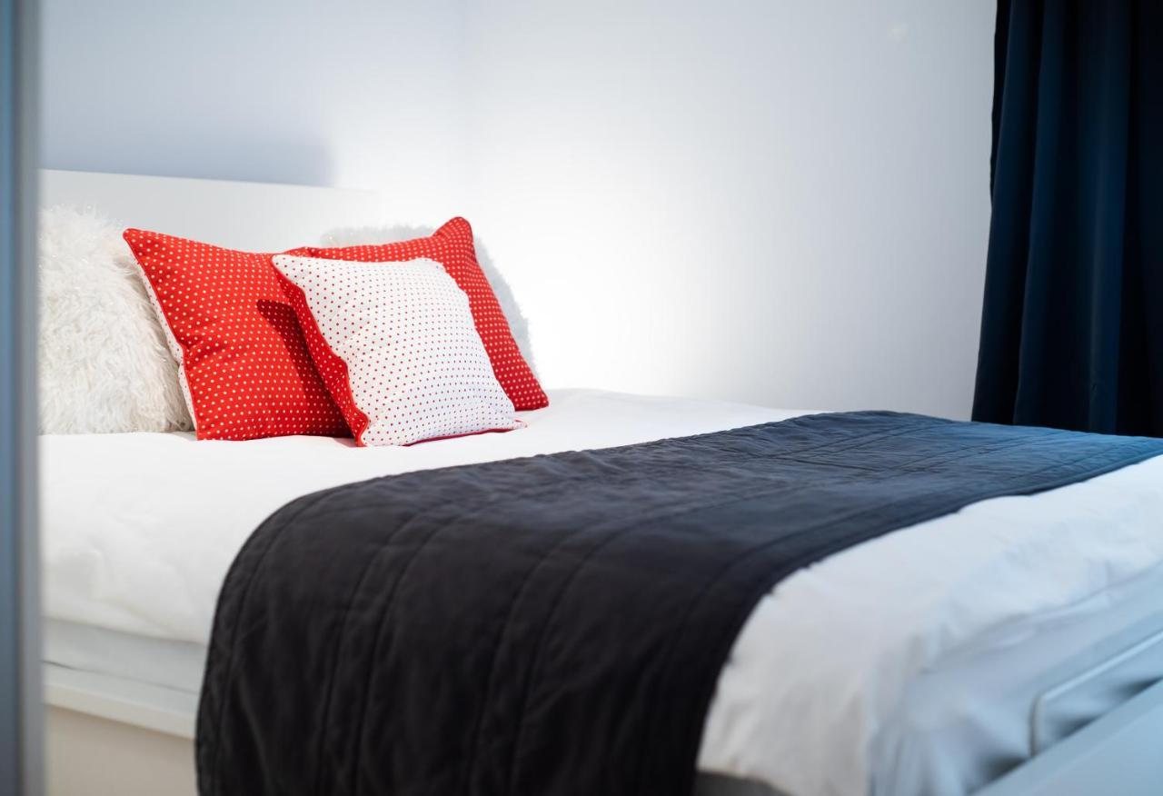 Apartamenty Homely Place Centrum - Stary Rynek - Parking Познан Екстериор снимка